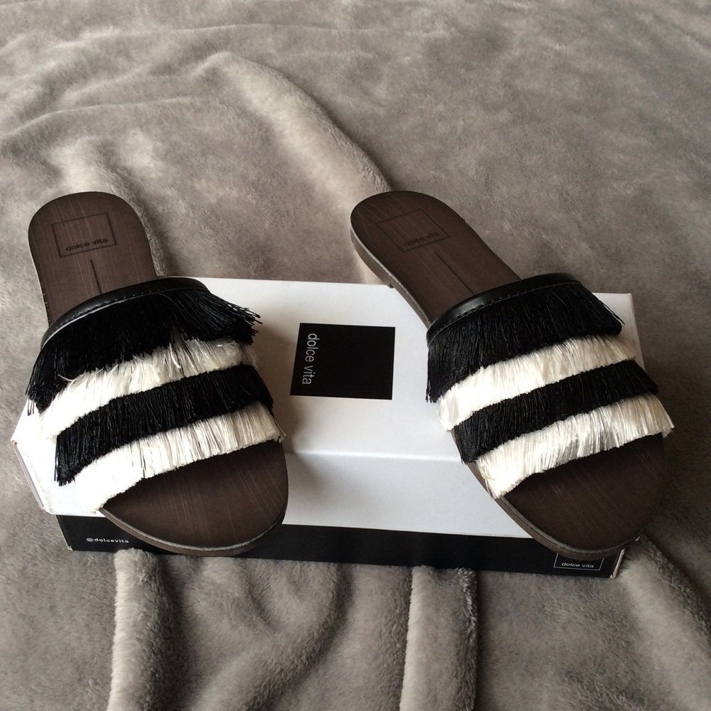 NIB Dolce Vita Celaya Sandals